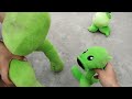 Plantas vs Zombies en Peluche : Un Cambio de jefe