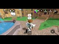 im 1v1 in my friend in roblox mm2 please like the video and Subscribe