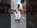 bailando salsa cubana