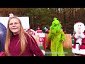 Assistant and Crystal play Cheer and Seek with Santa and Grinch