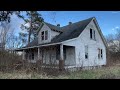 Sad Forgotten 150 year old Abandoned Victorian Manor House Full of memories in Virginia