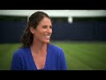 Carlos Alcaraz joins Johanna Konta for afternoon tea 🫖