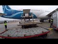 Ramp Agent POV 787 Offload