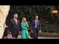 Giorgia Meloni e Xi passeggiano nei giardini tradizionali della Residenza di Stato cinese