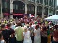 Marathon runners at London2012 olympics entering Leadenhall Market