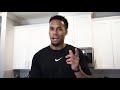 What a NFL Player Eats in a Day