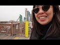 How to walk across the Brooklyn Bridge