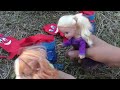 2022 Happy new year ! Elsa & Anna toddlers - snow playing