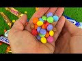 Oddly Satisfying l Unpacking Lollipops, Kinder Surprise AND Chocolate Sweets, ASMR sounds 🍭