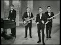 Frankie Valli and the Four Seasons  - Big Girls Don t Cry   1962