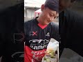 hujan dari pagi gais paling enk ya makan bakso ....