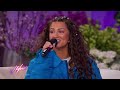 Tori Kelly & Jennifer Hudson Sing ‘Hallelujah’