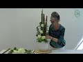 How to Make a Flower Arrangement For Your Home