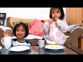 FIRST MUKBANG WITH MY DAUGHTERS! #ramennoodles ❤️ #mukbang #mukbangers #eatingshow #eatingnoodles