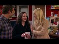 Caroline Barfs in Front of Candy Andy | 2 Broke Girls