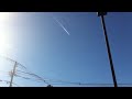 Airplane contrails