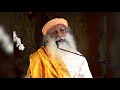 Krishna: A Complete Incarnation of the Divine – Sadhguru