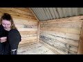 Dog house build from free pallets in 5 minutes!