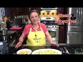 Italian Grandma Makes Spaghetti Aglio e Olio (Garlic & Oil)