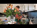 How To Arrange a Bouquet of Two Dozen Roses in a Vase | FLORAL DESIGN