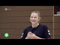 Handballhacks vom Profi: der Dreher (Teil 2/2) - Die Sportmacher | ZDFtivi