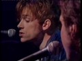 Damon Albarn and Ray Davies perform Waterloo Sunset