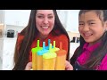 Jannie and Ellie Play with Gumball Machine Toy + More Sweets Stories for Children