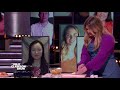 Sabrina Carpenter Tries Making Fried Apple Pie