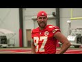 Travis Kelce Shows Johnny Bananas Why He's The Best Tight End in Football | 1st Look TV
