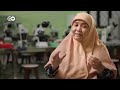 Minas de oro ilegales en Indonesia | DW Documental