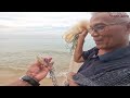 AJAK AYAH MERTUA MENJALA TIBA-TIBA DAPAT UDANG BESAR BAS! | Traditional Cast Net Fishing