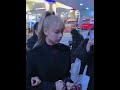 When a fan was in ROSÉ and LISA way(NOT A HATE VIDEO)