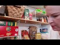 SAVE TIME AND MONEY HAVING AN ORGANIZED PANTRY • REALISTIC PANTRY CLEAN & ORGANIZE