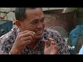 Eating Raw, Dancing Shrimp in Thailand | Bizarre Foods with Andrew Zimmern | Travel Channel
