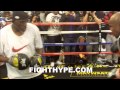 FLOYD MAYWEATHER SHOWS OFF HIS DEFENSIVE SKILLS DURING MEDIA WORKOUT FOR MARCOS MAIDANA FIGHT