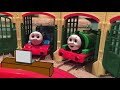 Thomas The Trackmaster Show - Thomas & Percy React to Old Videos