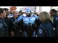 Robocop electrocutes himself