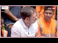 Rahul Gandhi अचानक पहुंचे Delhi Cantt Railway station, trackman के अवतार में जाना हाल, हुई तारीफ!