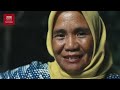 Keturunan WNI di Malaysia: 15 tahun terpisah, ibu dan anak bertemu kembali - BBC News Indonesia