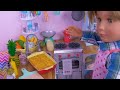 Cooking breakfast for my sister! PLAY DOLLS
