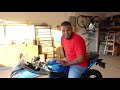 Motorcycle riding with one arm: Clutch friction