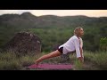 20 Min Sunset Yoga Flow | Feel Good Yoga For Total Mind & Body Re-Alignment