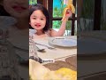 DS Siti Nurhaliza Makan Durian Pemberian Dato Sri Aliff Syukri Dengan Cucu