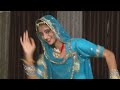 Padman Movie Artist Parul Chouhan Performs Dance on Aur Rang De