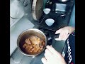 masak rendang,maklum guys di Hongkong,masaknya jg serba yg simple