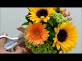 ラッピングまで花のトッププロが教える「可愛らしいヒマワリのウェディングブーケ制作」＃4~How to make a bouquet - Hand tied flower bouquet~