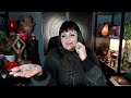 A message from yourself from a previous life, this in mind-blowing -  tarot reading