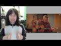 British guitarist analyses Tommy Emmanuel's MAGICAL performance (and thumb!)