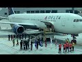 Fallen Soldier Returns Home - Delta Airlines Boeing 767-300 at Los Angeles (LAX)