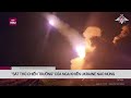 Cận cảnh Nga phóng tên lửa Iskander-M bắn cháy nhà kho chứa vũ khí của Ukraine | VTC Now